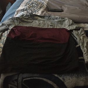 Vs pink large color block crew