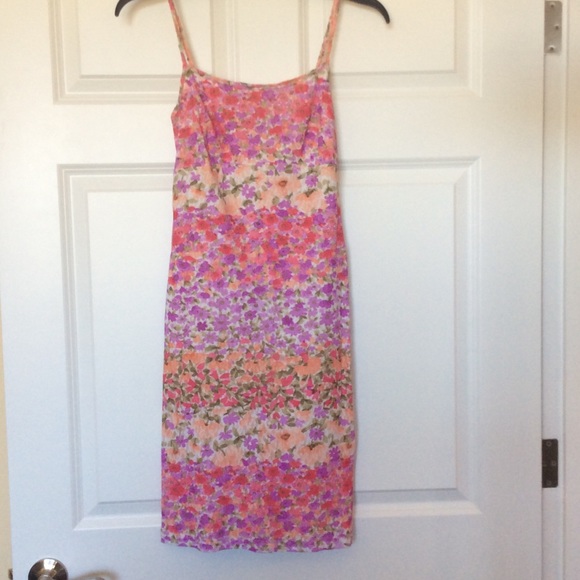 Evolution Dresses & Skirts - Beautiful floral print dress