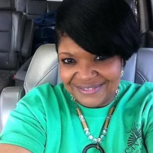 Meet your Posher, Debbie