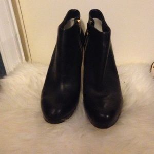 Michael Kors Black Size 8.5 heeled booty
