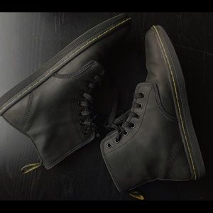 Dr. Martens Black SHOREDITCH Boots