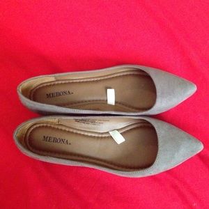 Gray Pointy Flats