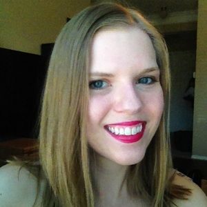 Meet your Posher, Rebecca