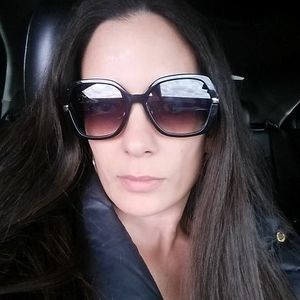 Meet your Posher, Tina