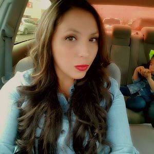 Meet your Posher, Daniela