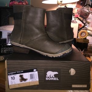 Sorel rain boots--Worn a handful of times