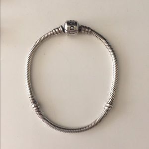 18cm Sterling Silver Barrel Clasp Pandora Bracelet