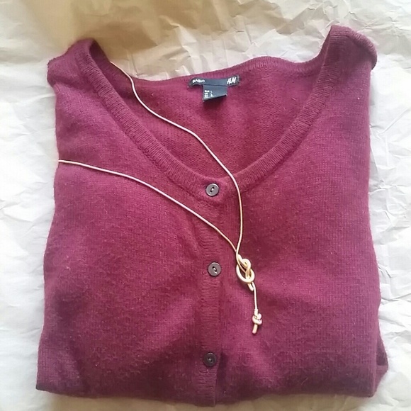 H&M sweater cardigan burgundy