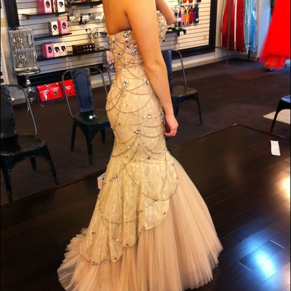 Meet your Posher, Madi