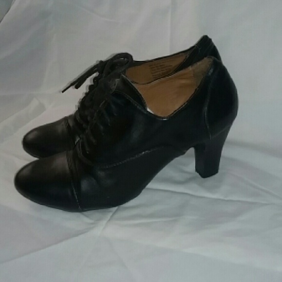 🎉💕Vintage Ankle Booties💕🎉 - Picture 3 of 4