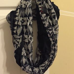 infinity scarf
