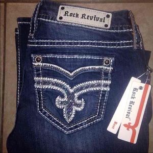 ROCK REVIVAL BOOTCUT JEANS NWT