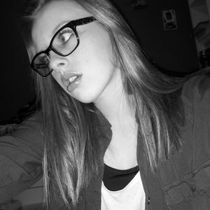 Meet your Posher, Mckenna