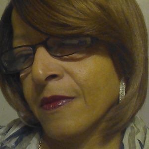 Meet your Posher, Lena