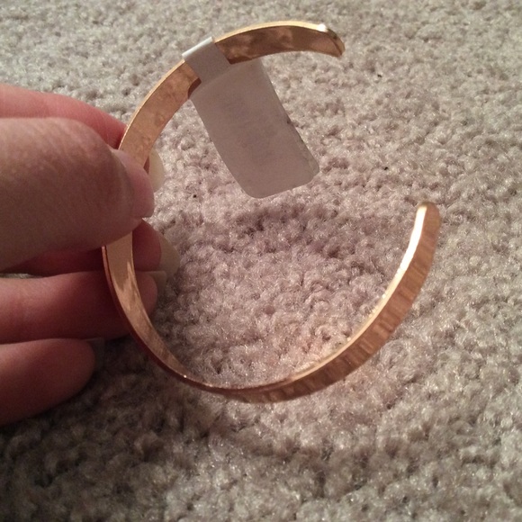 "Be Your Own Hero" 🎉 CCO PRICE DROP 🎉 - Picture 3 of 3