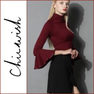 Lovely Top with Flared Sleeves in Wine
