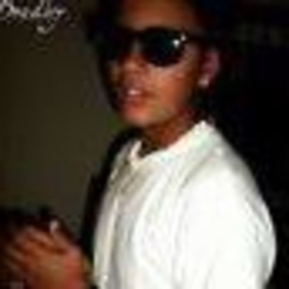 Meet your Posher, Fagunloye