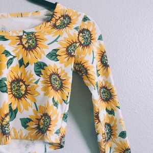 Long sleeve sunflower crop top