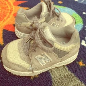 30% off 3! New Balance baby Tennis Shoes size 6