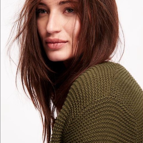 SOLD.  hunter green sweater coat. - Picture 3 of 4