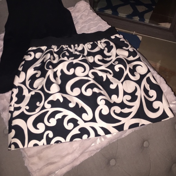 Ann Taylor Loft Whimsical Skirt - Picture 2 of 4