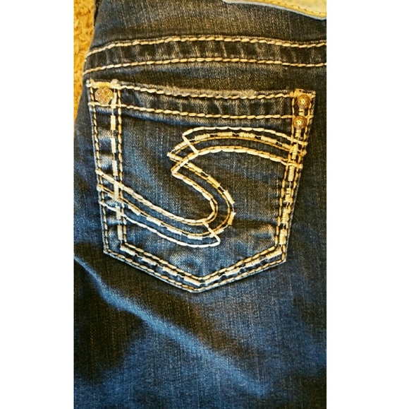 Silver Jeans - Suki Fit - Excellent Condition - Picture 3 of 3