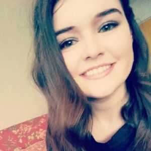 Meet your Posher, Ivy