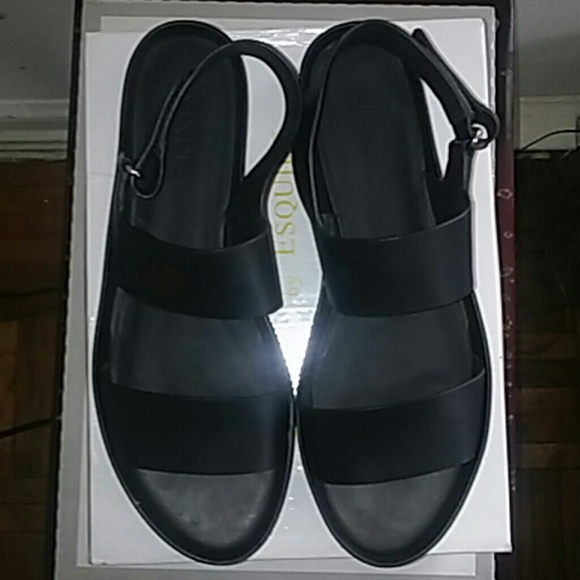 Vince Shoes - Strappy black leather sandais 11