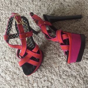 Jessica Simpson heels