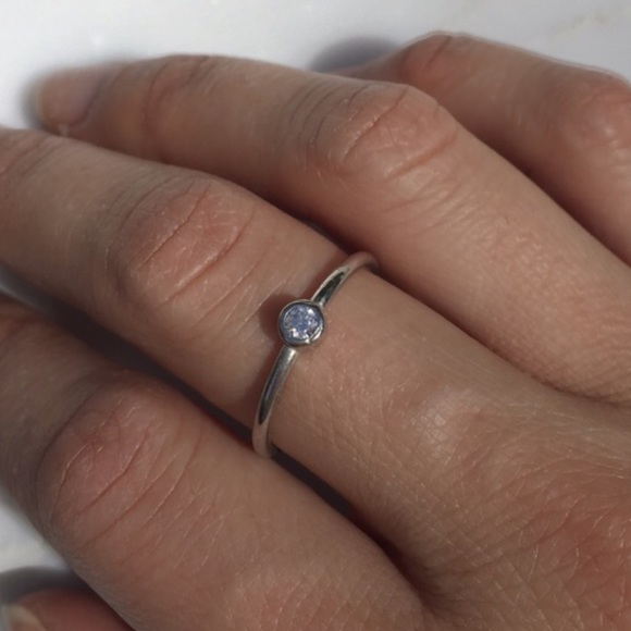 .925 Sterling Silver Small Crystal Ring - Picture 2 of 3