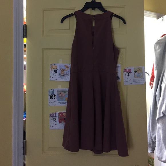 short dress - Picture 2 of 4