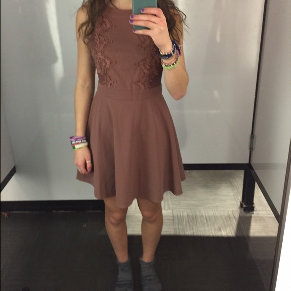 short dress - Picture 4 of 4