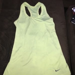 Nike dri fit tank - neon size small 💚👏🏼