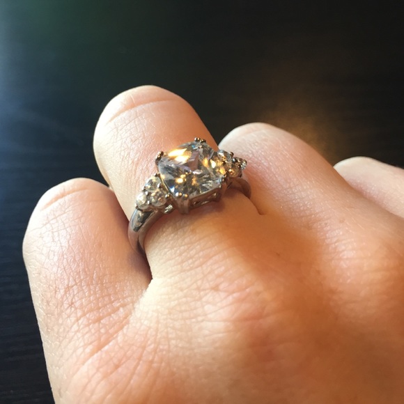 Sterling silver engagement style ring