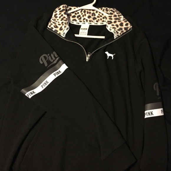 Black PINK half zip