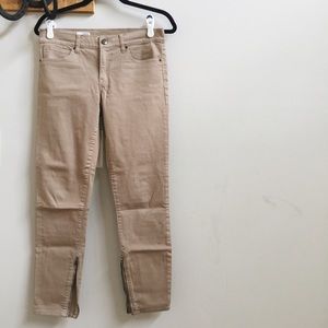 Legging jean by Gap.