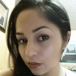 Meet your Posher, Daniela