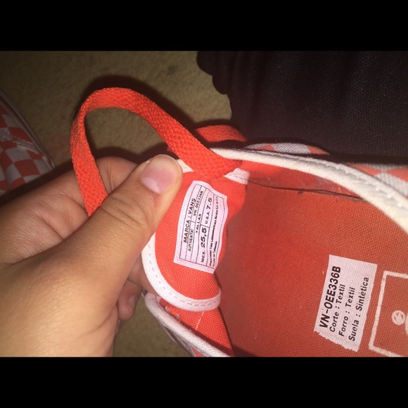 Vans - Picture 4 of 4