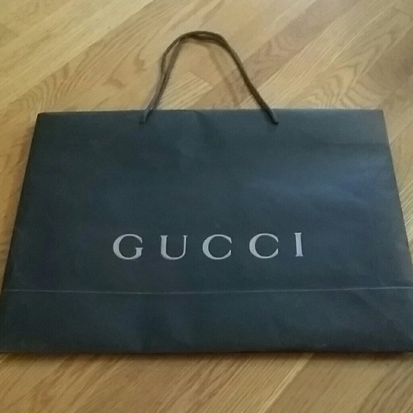 Gucci shopping bag