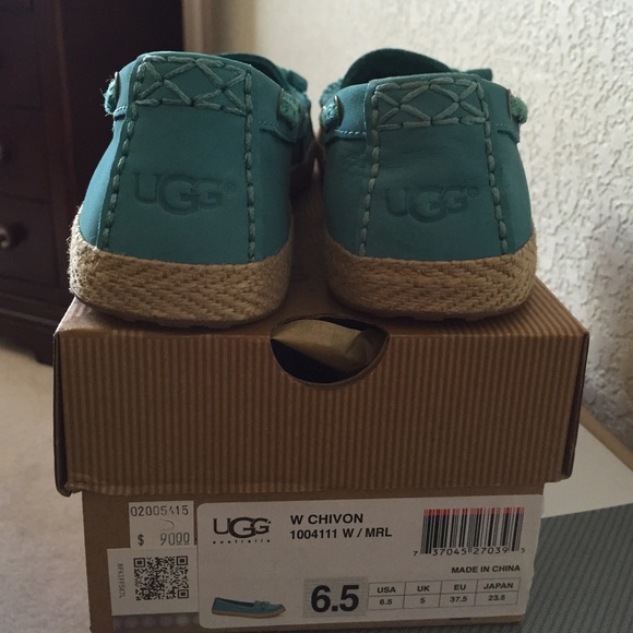 ❌❌SOLD ❌❌💐UGG flat& loafer💐 - Picture 2 of 4