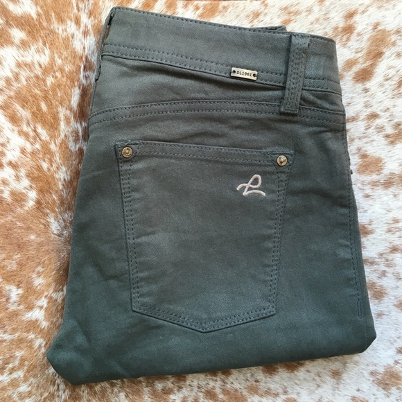 DL1961 "Emma" Skinny Jeans