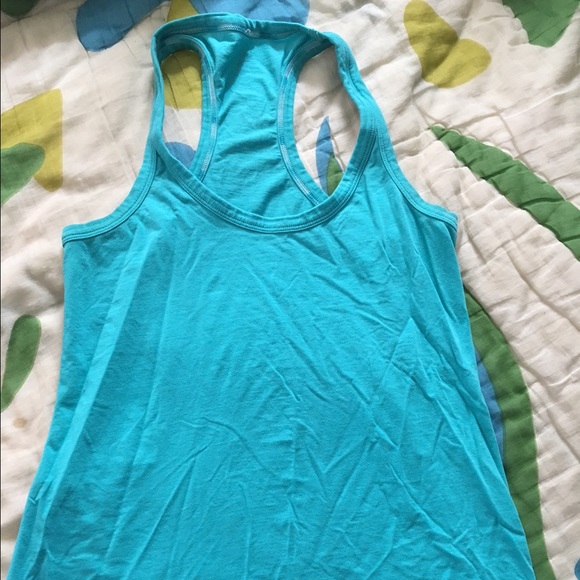 Lululemon tank
