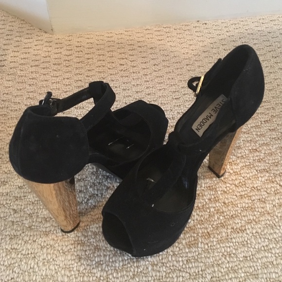 Steve Madden gold heel pumps size 7