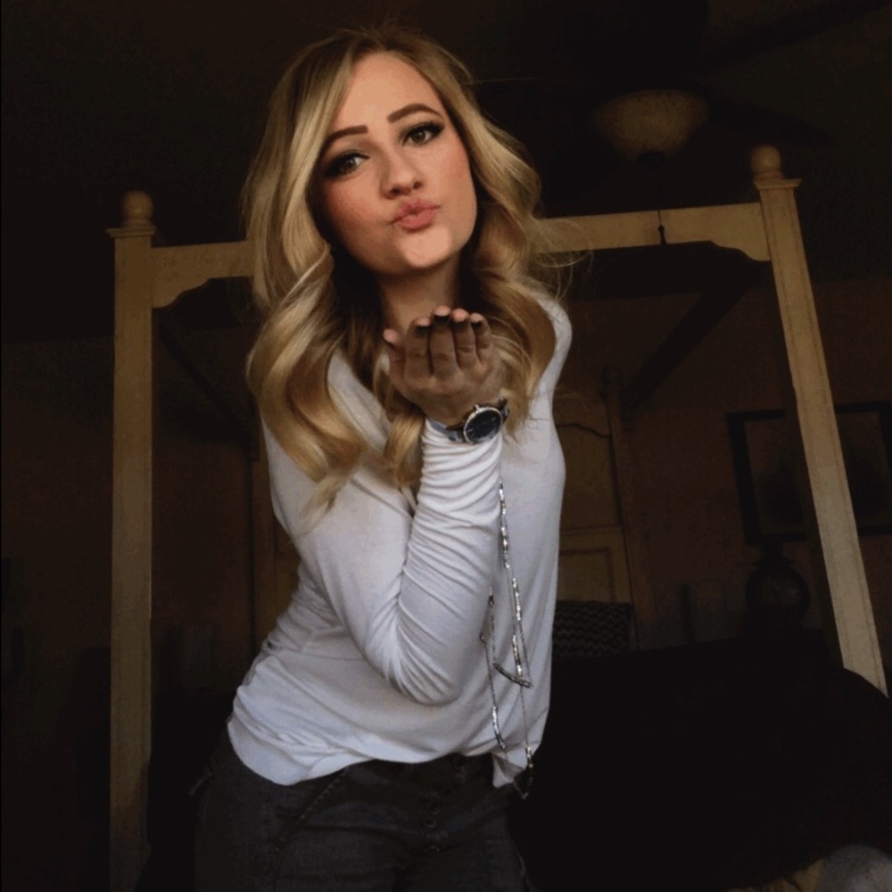 Meet your Posher, Taylor