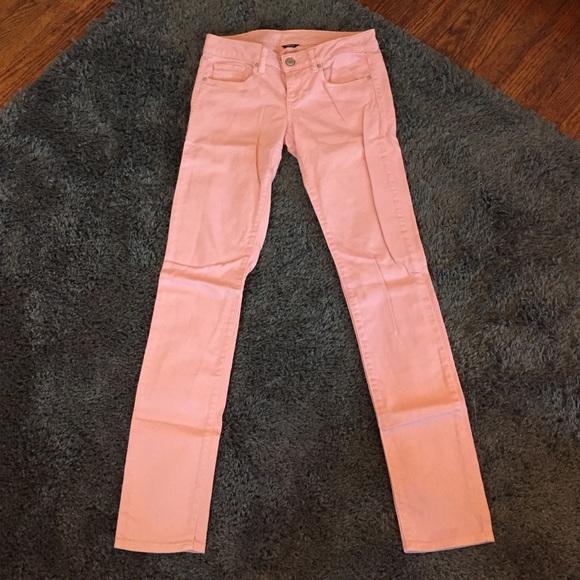 Light pink American eagle jeans!