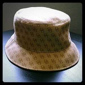 Dooney & Bourke Hat (Authentic)