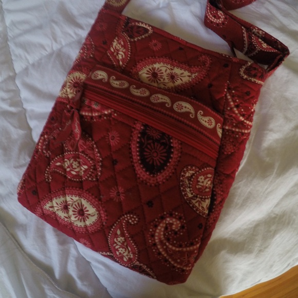 Retired Vera Bradley Hipster Bag