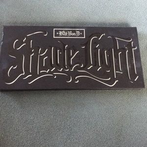Kat Von D Shade And Light Contour Palette