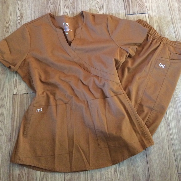 NrG scrub set
