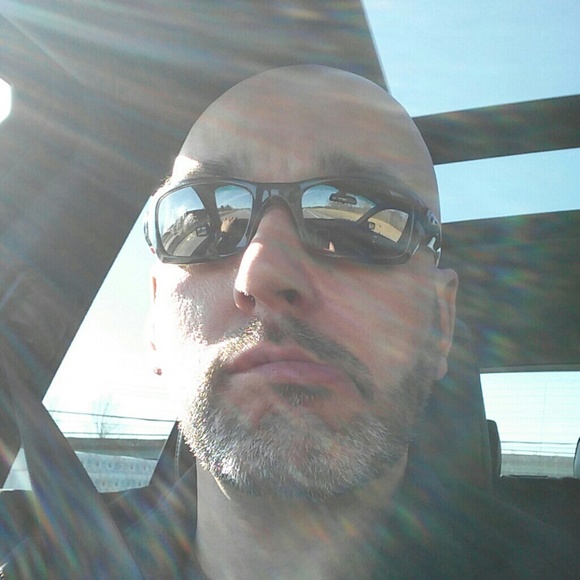 Meet your Posher, Glenn - Picture 1 of 1
